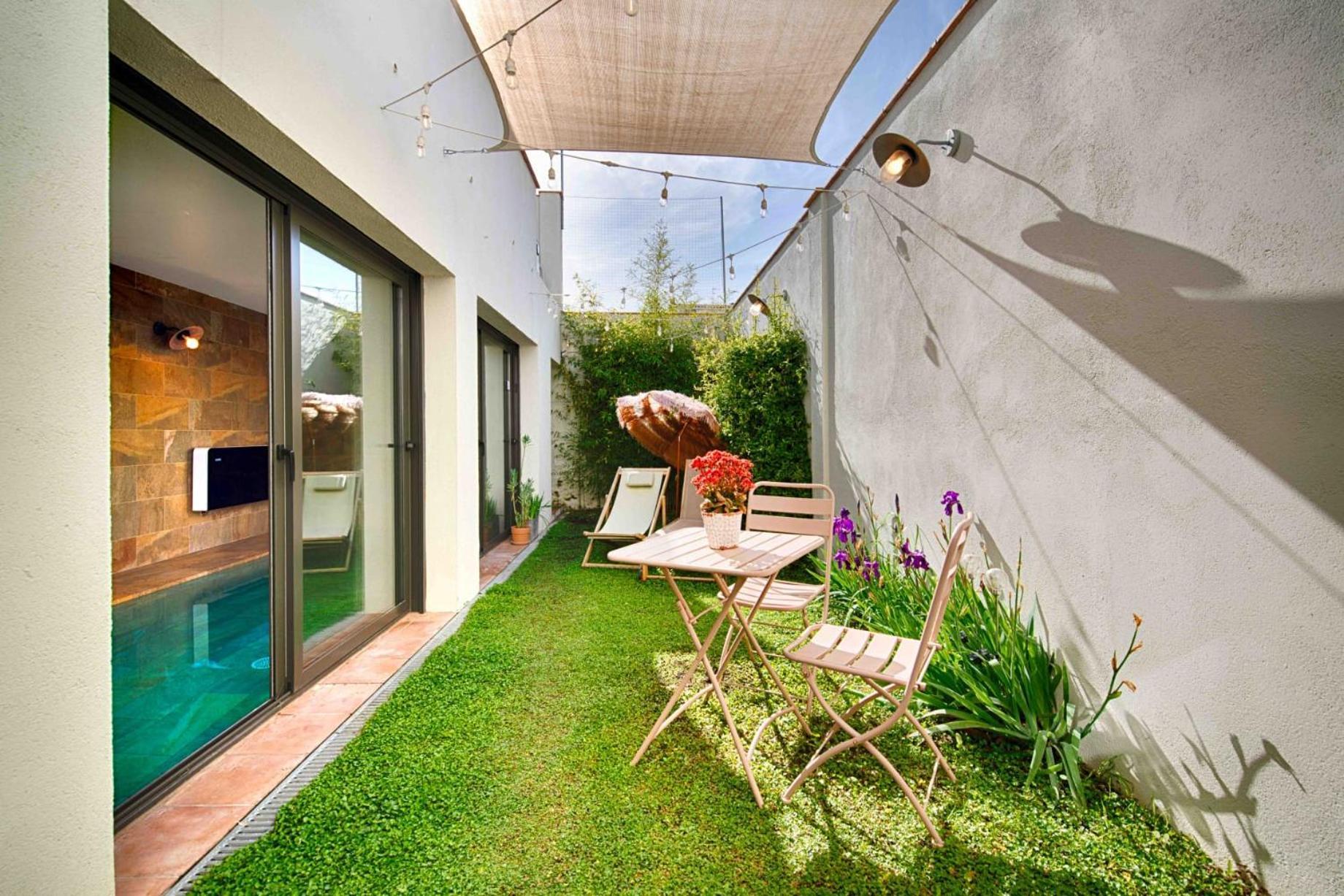 דירות פיגוארז Loft Con Piscina Climatizada De Agua Salada Y Parking En El Centro De Figueres מראה חיצוני תמונה